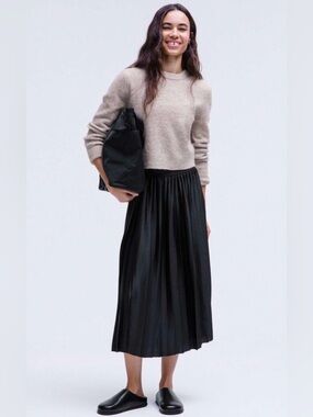 Lululemon Satin Pleated Midi Skirt | Size S